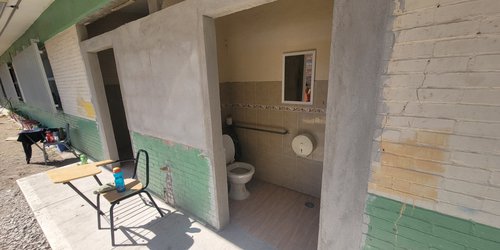 Ayuntamiento de CDFDZ mejora condiciones sanitarias en la Primaria Zenón Fernández
