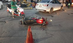 Motociclista resulta gravemente herido tras choque en el centro de Rioverde