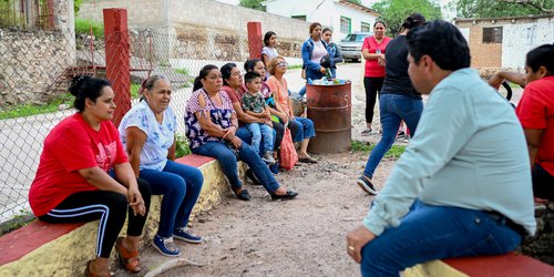 Alcalde Rodolfo Loredo atiende personalmente necesidades de comunidades rurales del Plan de Arriba