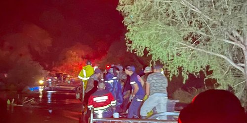 Continúa búsqueda de persona arrastrada por río de Vaqueros