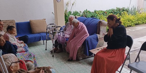 Impulsan actividades para el fortalecimiento de la motricidad fina en adultos mayores