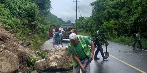 Ricardo Gallardo instruye evaluar daños a caminos afectados por lluvias