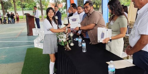 Impulsan en el Congreso del Estado iniciativas para proteger a la niñez y fortalecer el papel de docentes