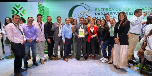 Servidores públicos de CDFDZ reciben certificación de la CEFIM con el respaldo del Gobierno del Estado