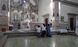 Iglesia católica en Ciudad Fernández se suma al llamado del Papa a orar y ayunar por la paz