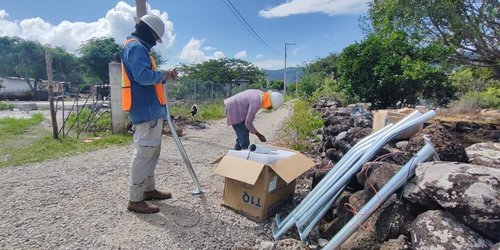 Lagunillas mejora electrificación en la Comunidad del Mirador