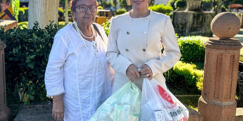 Vecinos de Bordo Blanco entregan medicamentos al DIF de Rioverde