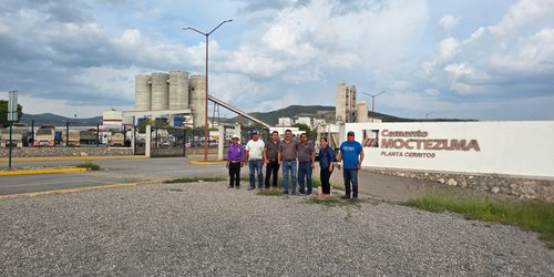 Santa Catarina gestiona insumos para construcción de caminos rurales