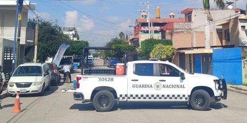 Aparatoso operativo de Guardia Nacional y Estatal en Avenida Quesada