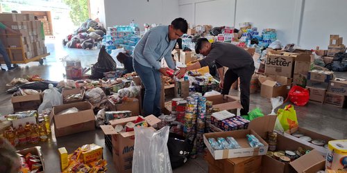 Convierten centro de negocios en sede logística de ayuda a la Huasteca