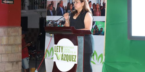 Presenta Lety Vázquez su Informe Legislativo en Cerritos