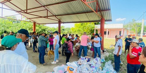 Gobierno Estatal brinda apoyo a comunidades de San Vicente