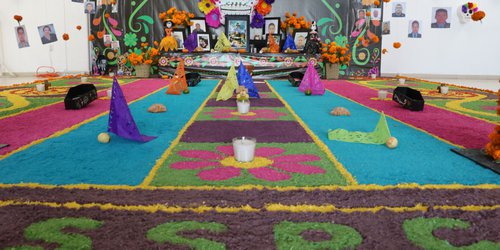 Con majestuoso altar, Secretaria Estatal de Seguridad honra a policías caídos