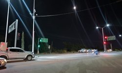 Restablecen funcionamiento del semáforo en El Refugio, Ciudad Fernández