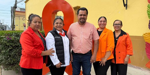 Ciudad Fernández conmemora el 25N con ceremonia de Honores a la Bandera