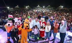 Ricardo Gallardo enciende el espíritu navideño en todo San Luis Potosí
