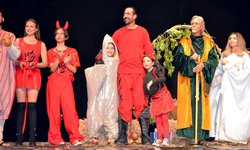 Invitan a trabajadores Estatales a disfrutar gratis la obra Pastorela Navideña