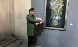 Inauguran exposición de Jon Dorado en el Teatro de la Paz