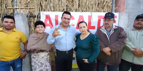 En Puente del Carmen respaldan trabajo del alcalde Urbiola