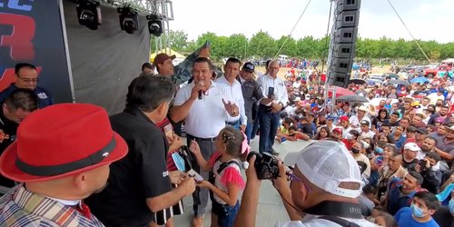Alcalde participó en el Classic Car Show 2022