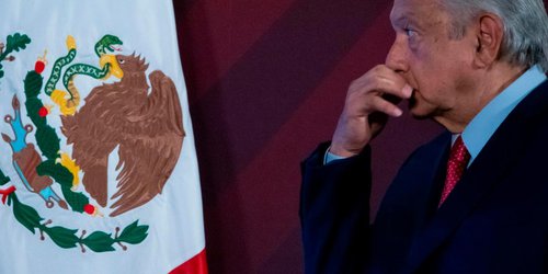 Alista López Obrador entrega de bastón de mando; 'apoyaré al que gane la encuesta'