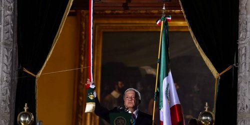 Pese a muertes, ¡Grito y desfile!