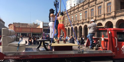 Antreros protestan para exigir que se les permita reabrir sus negocios