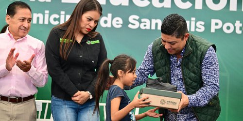 Programa Potosí para la Educación apoya a niñas y niños