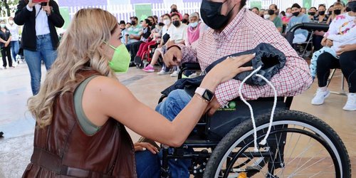 DIF Estatal entrega más de 200 apoyos técnicos para personas con discapacidad