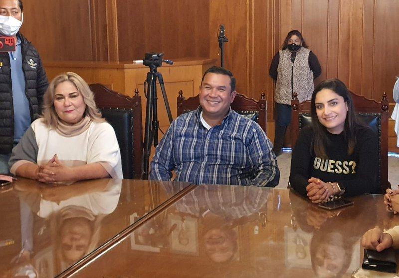 arnulfo_urbiola_en_cabildo.jpeg