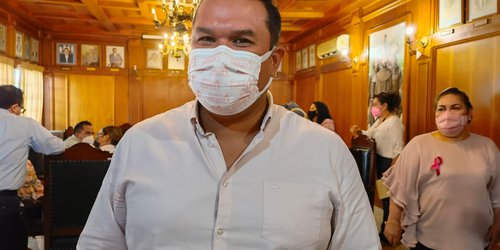 Instruye alcalde “Arrancar” polarizado de patrullas policíacas
