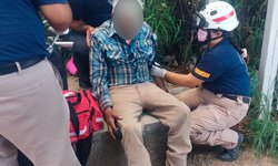 Adulto mayor es auxiliado tras desmayarse en calle de CdFdz