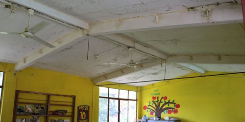 SEGE atiende escuelas abandonadas por la anterior administración