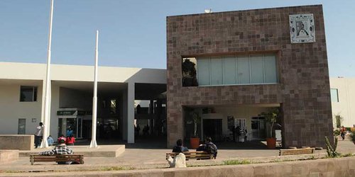 "Coyotes" cobran más de 50 mil pesos por "agilizar" trámites en el Ayuntamiento capitalino