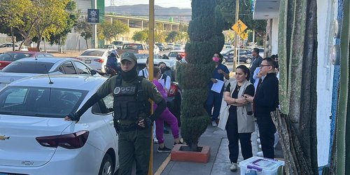 Estado rescata adultos mayores y clausura asilo particular