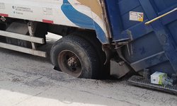 Otro camión de basura cae a zanja