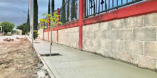 Entre todos, menos la Alcaldía, logran vecinos obras en La Reforma