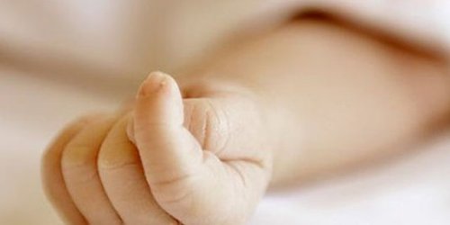 Encuentran a recién nacido semidevorado por animales