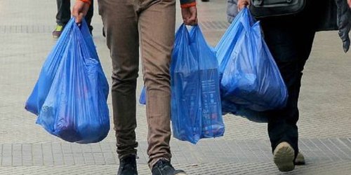 Comercios locales hacen ‘negocio aparte’ vendiendo bolsas biodegradables