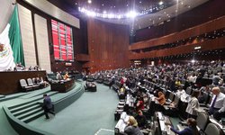 Diputados aprueban ir por reelección sin pedir licencia y con apoyos legislativos