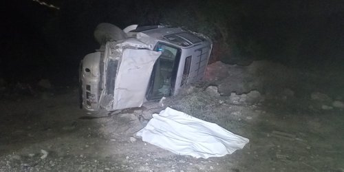 Camioneta embiste motociclista y muere, en carretera 80 al Huizache