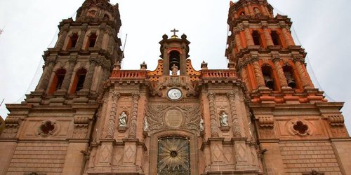 Catedral de SLP repartirá ceniza bendecida a feligreses