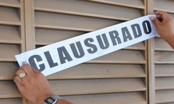 Van 22 establecimientos clausurados en SLP capital