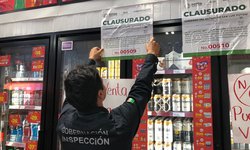 Suspenden cinco negocios en operativo de Gobernación