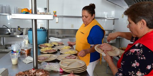 Incrementa el número de personas que acuden a comedores comunitarios