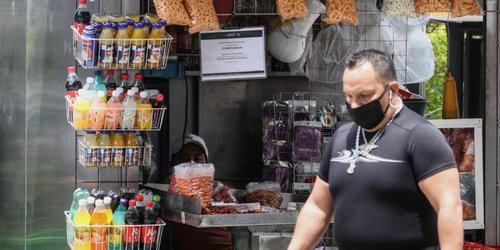 Advierte Morena que no cederá a presiones de la industria de la comida chatarra