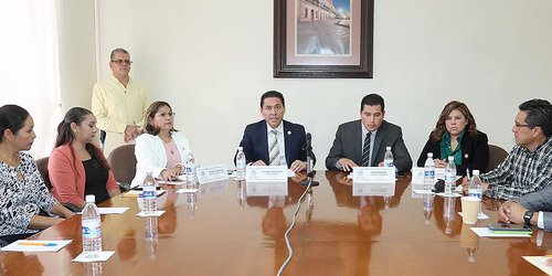 Municipios deberán definir espacios aptos para asentamiento industrial: Dip. César Lara