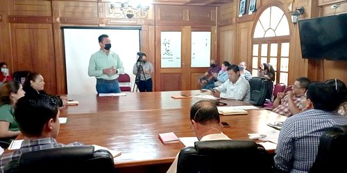 Regidores dan ultimátum al contralor municipal de Ciudad Fernández