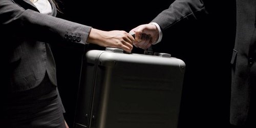 La ‘mordida’ en México subió a 3,822 pesos en 2019