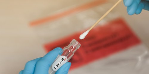 Anuncia Nueva Zelanda que erradicó el coronavirus "por ahora"